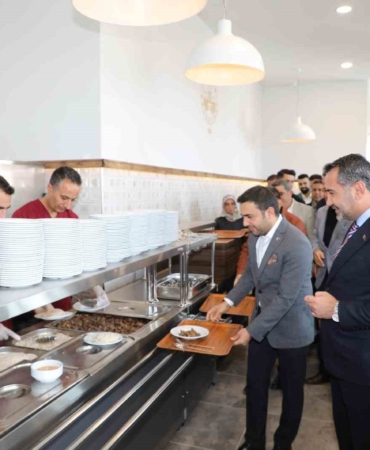 elazigda-4-cesit-yemegin-50-lira-oldugu-sehir-lokantasi-acildi-dUXzV6HU.jpg