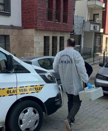 elazigda-aci-olay-evladinin-yaninda-canina-kiydi-DR5YqYGJ.jpg