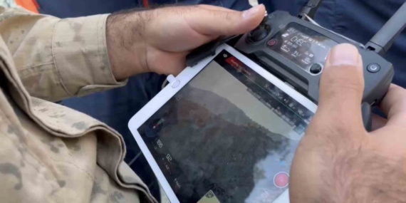 Elazığ’da Ava Çıkan Vatandaş Dağlık Alanda Mahsur Kaldı, Dronla Bulunarak Kurtarıldı Elazığ’da Ava Çıkan Vatandaş Dağlık Alanda Mahsur Kaldı, Dronla Bulunarak Kurtarıldı