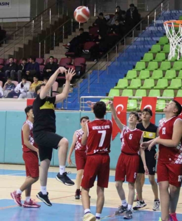 elazigda-basketbol-u18-yerel-lig-mucadelesi-basladi-kOrBmVAA.jpg