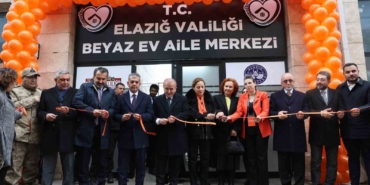 elazigda-beyaz-ev-aile-merkezi-torenle-hizmete-acildi-rb7wbOQV.jpg