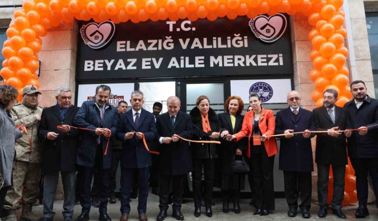 elazigda-beyaz-ev-aile-merkezi-torenle-hizmete-acildi-rb7wbOQV.jpg
