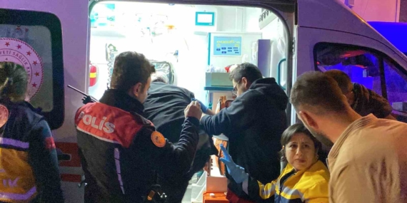 Elazığ’da Bıçaklı Kavga: 2 Yaralı Elazığ’da Bıçaklı Kavga: 2 Yaralı