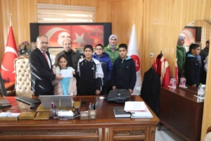 elazigda-filistin-icin-bagislar-devam-ediyor-H923Vg3n.jpg
