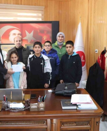 elazigda-filistin-icin-bagislar-devam-ediyor-H923Vg3n.jpg