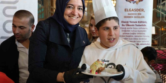 Elazığ’da ’Gastro-Elazığ’ Projesi Pasta Süsleme Yarışmasıyla Başladı Elazığ’da ’Gastro-Elazığ’ Projesi Pasta Süsleme Yarışmasıyla Başladı
