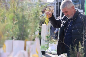 Elazığ'da Milli Ağaçlandırma Günü'nde 23 Bin Fidan Ücretsiz Dağıtıldı elazigda-milli-agaclandirma-gununde-23-bin-fidan-ucretsiz-dagitildi-wNJif8OY.jpg