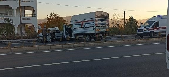 Elazığ’da Trafik Kazası: 1 Ölü, 1 Yaralı