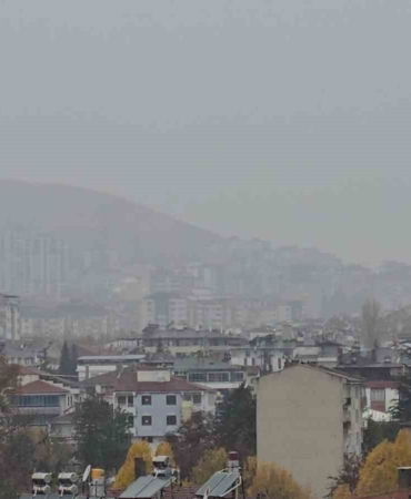 elazigda-yagis-ve-sis-etkili-oldu-suruculere-uyari-WAAdIPjE.jpg