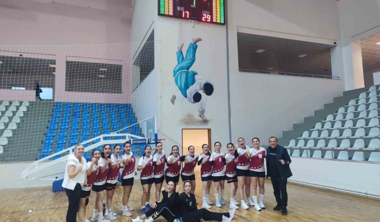 genclik-ve-spor-galibiyetle-basladi-WlDJYVE1.jpg