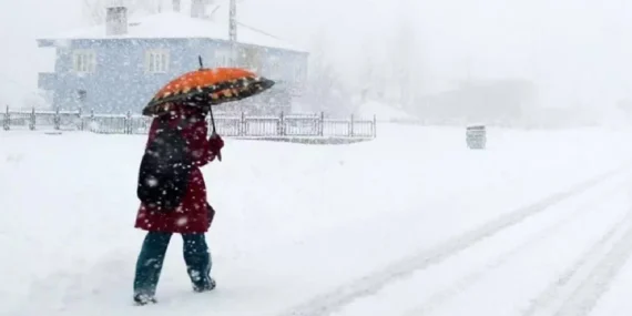 Türkiye Genelinde Kar Tatili: 17 İlde Okullar 1 Gün Ara Verdi Türkiye Genelinde Kar Tatili: 17 İlde Okullar 1 Gün Ara Verdi