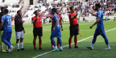 somaspor-elazigspor-macinin-hakemi-burak-dogru-oldu-qZewvtzC.jpg