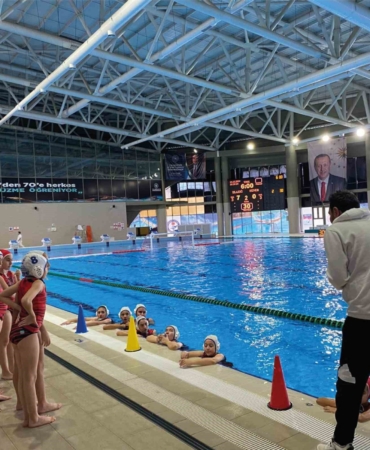 elazig-genclik-ve-spor-su-topu-takimindan-basarili-performans-5txRXs43.jpg