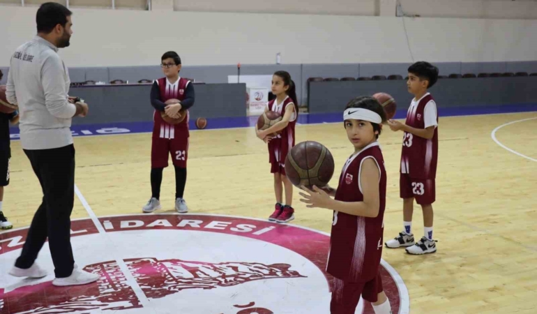 elazig-il-ozel-idare-spor-kulubu-sporda-basariya-ve-altyapiya-odaklaniyor-yL1saBUu.jpg