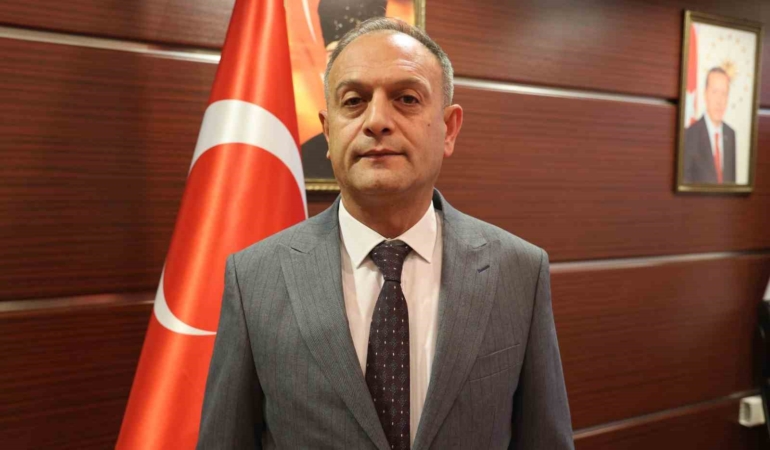 elazigda-ambulansa-fermuar-sistemi-ile-yol-verildi-saglik-mudurunden-tesekkur-fwnNi2qM.jpg