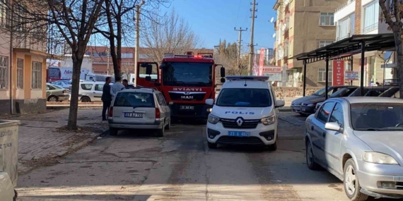 Elazığ’da Bir Evde Çıkan Yangın Kısa Sürede Söndürüldü Elazığ’da Bir Evde Çıkan Yangın Kısa Sürede Söndürüldü