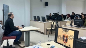 elazigda-dijital-dunyada-gazetecilik-konferansi-HRDfxtN8.jpg