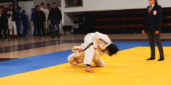 Elazığ’da judo müsabakaları tamamlandı Elazığ’da judo müsabakaları tamamlandı