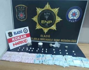 elazigda-uyusturucu-operasyonu-2-supheli-tutuklandi-vuIZej3k.jpg