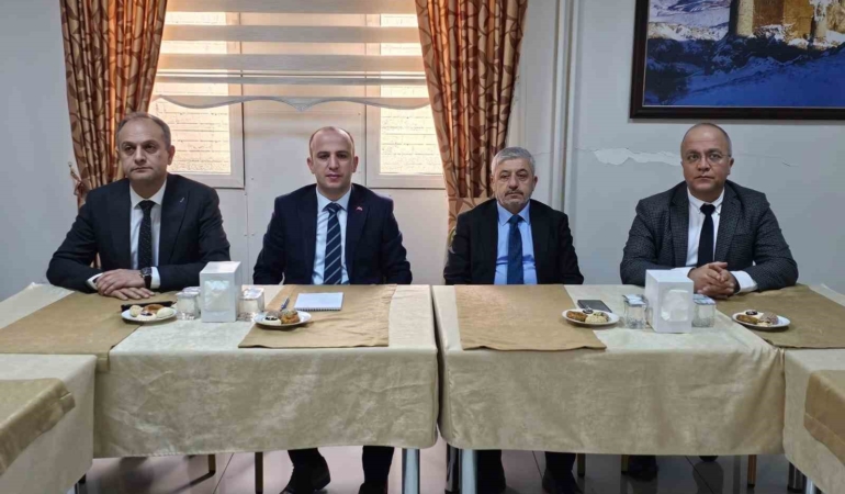 elazigda-yasama-yol-ver-kampanyasi-tanitildi-LgVPa6tm.jpg