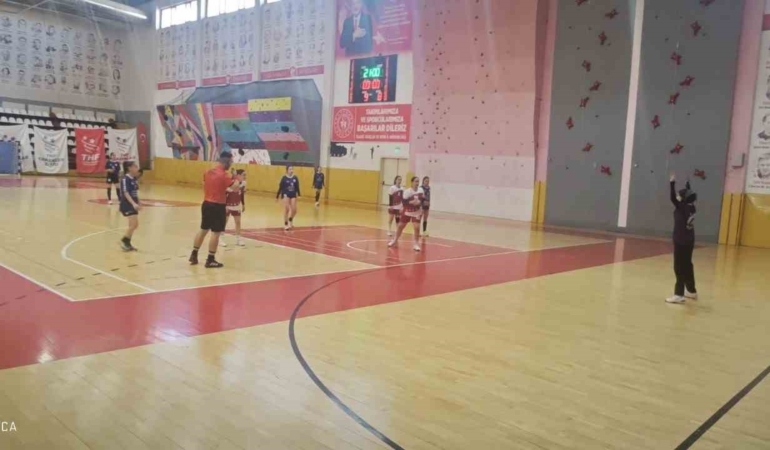 elazigda-yerel-lig-musabakasi-tamamlandi-jOHdGWsl.jpg