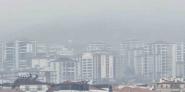 elazigda-yogun-sis-hayati-olumsuz-etkiliyor-gorus-mesafesi-5-metreye-kadar-dustu-nv8yq4QP.jpg