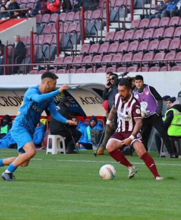 elazigspor-kaptani-beykan-simsekten-taraftarlara-samimi-mesaj-lXg23hJH.jpg