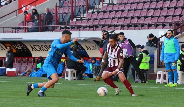elazigspor-kaptani-beykan-simsekten-taraftarlara-samimi-mesaj-lXg23hJH.jpg
