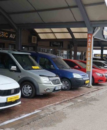oto-galericiler-sitesi-baskani-yildirim-arac-alacaklar-yilbasindan-once-almali-1nqA9Ntp.jpg