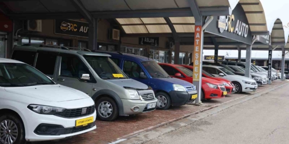 Oto Galericiler Sitesi Başkanı Yıldırım: ’’Araç alacaklar yılbaşından önce almalı’’ Oto Galericiler Sitesi Başkanı Yıldırım: ’’Araç alacaklar yılbaşından önce almalı’’