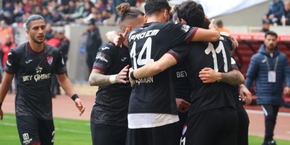 TFF 2. Lig: Mersin İdmanyurdu Futbol A.Ş.: 2 – Elazığspor: 3