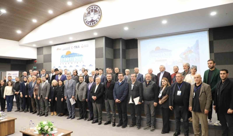 uluslararasi-hazar-siir-aksamlari-turk-dunyasini-elazigda-bulusturdu-GRdIwbn3.jpg