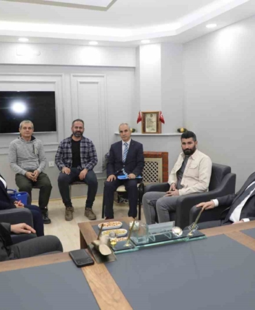 vali-hatipoglu-fhgc-ile-bir-araya-geldi-snSkcpGB.jpg