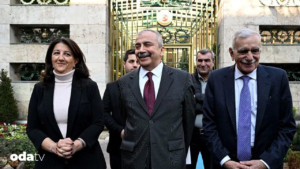 dem-parti-heyeti-baris-surecine-destek-arayisinda-imrali-gorusmeleri-ve-siyasi-temaslar-suruyor-CK1nPxI4.jpg