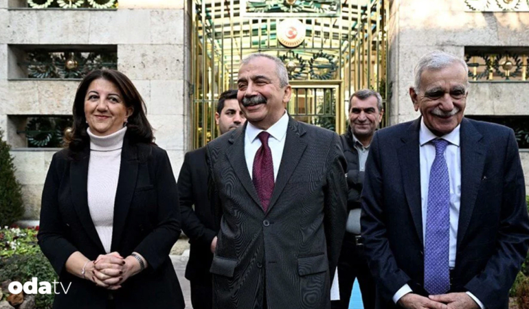dem-parti-heyeti-baris-surecine-destek-arayisinda-imrali-gorusmeleri-ve-siyasi-temaslar-suruyor-CK1nPxI4.jpg
