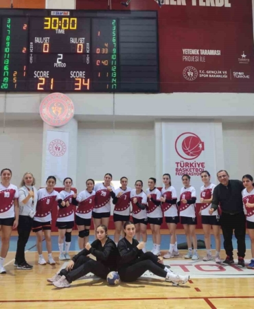 elazig-genclik-spor-play-offa-namaglup-gidiyor-Wu9Lx3tI.jpg
