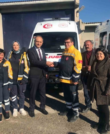 elaziga-6-yeni-tam-donanimli-ambulans-tahsis-edildi-NFesJi6Y.jpg