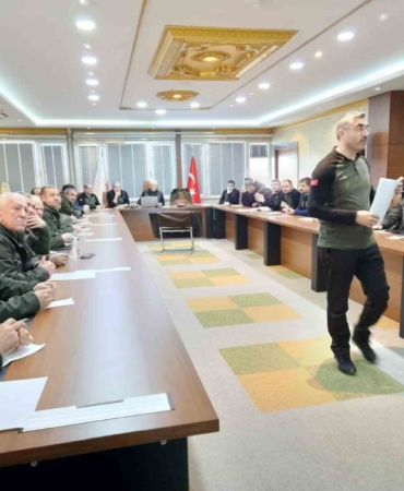 elazigda-bolgesel-egitimler-tamamlandi-stIirXwk.jpg