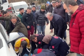 elazigda-feci-kaza-motokurye-otomobilin-altinda-kaldi-KRR9GmJZ.jpg
