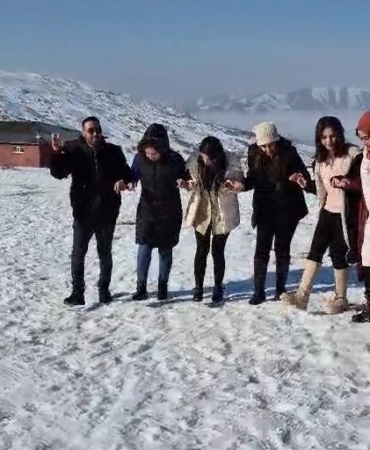 elazigda-hazarbaba-kayak-merkezinde-kar-uzerinde-halay-soleni-YwGrVtmU.jpg