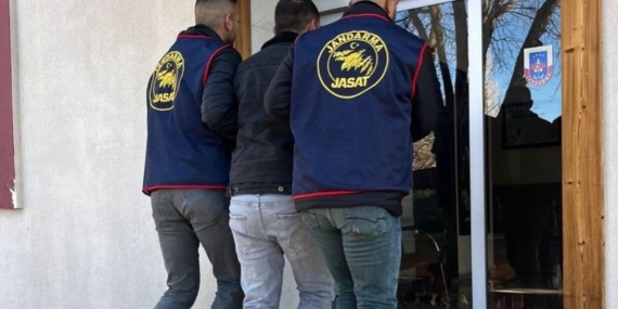 Elazığ’da Jandarma Operasyonu: 21 Firari Hükümlü Yakalandı Elazığ’da Jandarma Operasyonu: 21 Firari Hükümlü Yakalandı