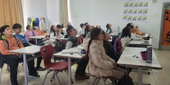 Elazığ’da öğrencilere çocukluk çağında fiziksel aktivitenin önemi eğitimi Elazığ’da öğrencilere çocukluk çağında fiziksel aktivitenin önemi eğitimi