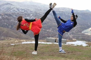 elazigda-sporcularin-buyuk-basarisi-palu-kalesi-ve-daglarda-antrenmanla-11-madalya-DfxjLrFF.jpg