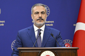 hakan-fidan-ve-esad-hasan-seybaniden-ortak-basin-toplantisi-halep-konsoloslugu-aciliyor-6S13ryRB.jpg