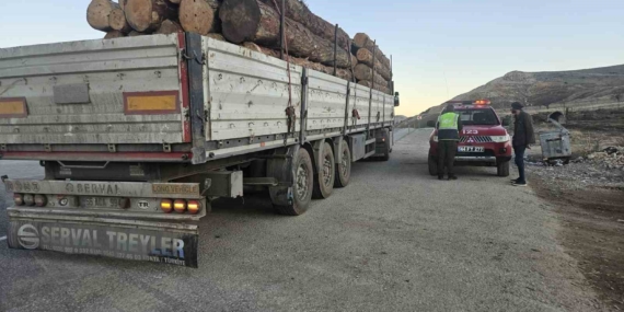 Kaçak orman emvaline karşı denetim yapıldı Kaçak orman emvaline karşı denetim yapıldı
