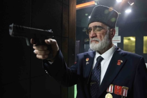 kibris-kahramanlari-51-yil-sonra-silah-basinda-10da-10-isabet-sagladi-rKvCSHUU.jpg