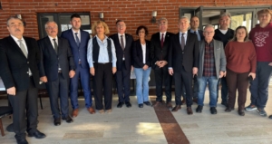 memur-ve-emeklilere-zam-orani-tepkiyle-karsilandi-sefalet-ucreti-dayatmasi-nvDsic9d.jpg