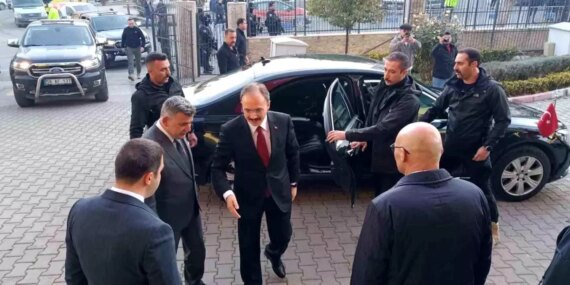 Siirt Belediyesi'ne Kayyum Atandı Siirt Belediyesi’ne Kayyum Atandı