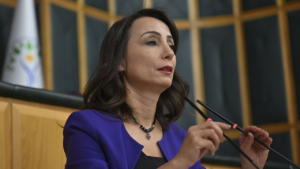 tulay-hatimogullari-2025-adalet-esitlik-ve-baris-yili-olmali-8B8wFpuG.jpg
