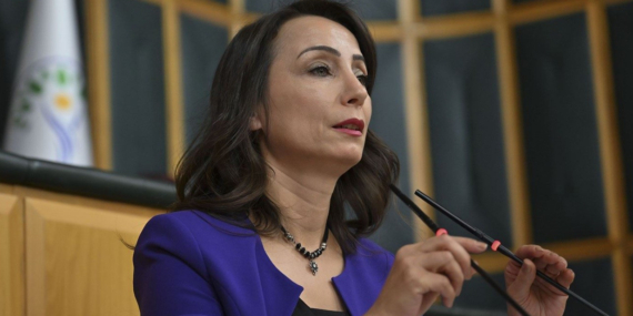 Tülay Hatimoğulları: "2025 Adalet, Eşitlik ve Barış Yılı Olmalı" Tülay Hatimoğulları: “2025 Adalet, Eşitlik ve Barış Yılı Olmalı”